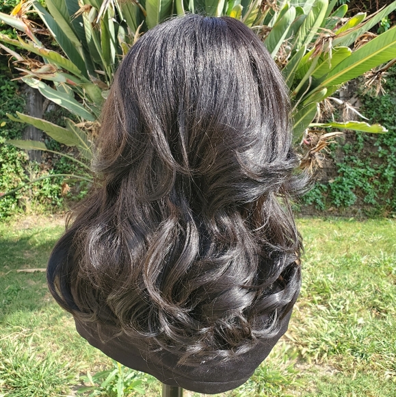 ❤️ Lace front Beautiful Layers❤️ - Picture 7 of 10